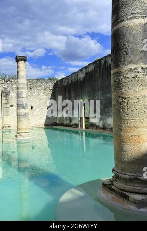 MEXICO. STATE OF CAMPECHE.  THE SWIMMING POOL OF THE HACIENDA UAYAMON,FORMER SISAL PLANTATION FROM THE XVIIIE CENTURY AND NOW A LUXURY HOTEL, HAS BEEN Stock Photo