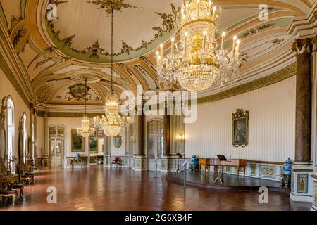 Queluz Palace, Sintra Municipality, Portugal.  The Music Room, or Music Chamber. Construction of the Rococo palace began in 1747 under the supervision Stock Photo