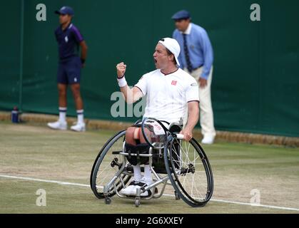 Gordon Reid celebrates winning the first set against Gustavo Fernandez in the gentlemen's wheelchair singles semi final match on day eleven of Wimbledon at The All England Lawn Tennis and Croquet Club, Wimbledon. Picture date: Friday July 9, 2021. Stock Photo