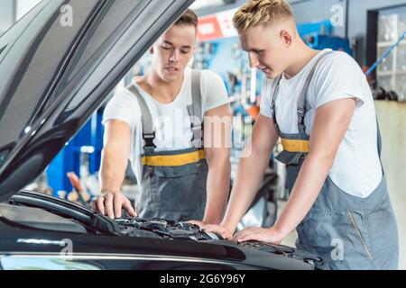 Top Mechanic For Car Servicing (Girrawheen)
 thumbnail