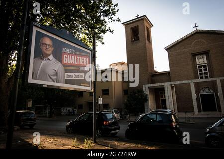 Rome, Italy. 09th July, 2021. Election posters for Rome's mayoral candidate Enrico Michetti is seen on July 9, 2021in Rome. The mayoral elections in Italy's major cities including Rome, Milan, Turin and Naples - previously due to be held between 15 April and 15 June will be held between 15 September and 15 October, according to a decree approved by the cabinet due to the Coronavirus pandemic. (Photo by Andrea Ronchini/Pacific Press) Credit: Pacific Press Media Production Corp./Alamy Live News Stock Photo