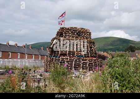 Bonfire on Lanark Way , Belfast, Northern Ireland. Picture date: 10 July 2021 Stock Photo