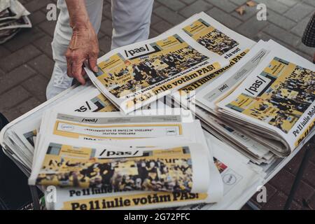 Chisinau, Moldova. 09th July, 2021. Propagandistic newspaper of the Party Action and Solidarity in the streets.Election campaigns going on in the streets of Chisinau for Moldova's parliamentary elections. (Photo by Diego Herrera/SOPA Images/Sipa USA) Credit: Sipa USA/Alamy Live News Stock Photo
