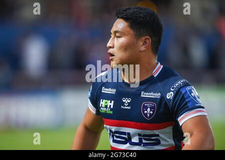 Wakefield, England - 9 July 2021 - Wakefield Trinity's Mason Lino during the Rugby League Betfred Super League Wakefield Trinity vs St. Helens at Mobile Rocket Stadium, Wakefield, UK  Dean Williams/Alamy Live Stock Photo