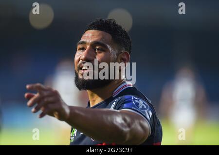 Wakefield, England - 9 July 2021 - Wakefield Trinity's Kelepi Tanginoa acknowledges fans after the Rugby League Betfred Super League Wakefield Trinity vs St. Helens at Mobile Rocket Stadium, Wakefield, UK  Dean Williams/Alamy Live Stock Photo