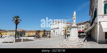 Palmanova, Italy (10th July 2021) - The central hexagonal square of Piazza Grande with the cathedral Stock Photo
