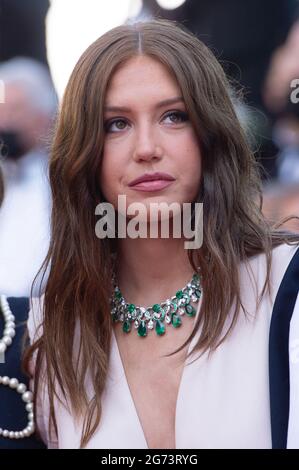 Adèle Exarchopoulos attends the 'Le Règne animal' photocall during the 76th  Annual Cannes Film Festival in Cannes, France-180523_17