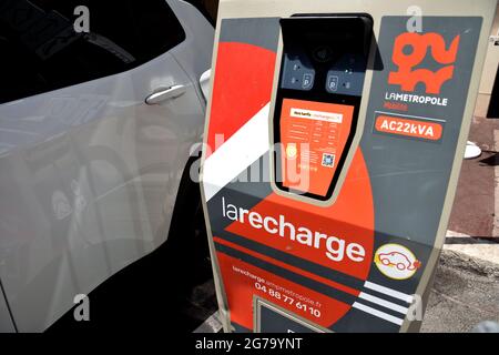 Marseille, France. 10th July, 2021. An electric car terminal in 'rue de la loge' Marseille. (Photo by Gerard Bottino/SOPA Images/Sipa USA) Credit: Sipa USA/Alamy Live News Stock Photo