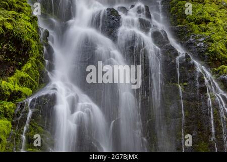 Skookum Falls, beautiful in spring runoff, along Skookum Flats Trail, Mount Baker-Snoqualmie National Forest, Washington State, USA Stock Photo