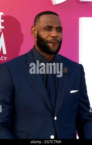 LOS ANGELES - JUL 12: LeBron James, Zhuri James and Savannah Brinson ...