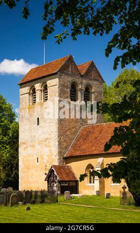 Fingest Village Church & Graveyard Fingest Buckinghamshire Stock Photo - Alamy
