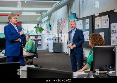 Brabants Dagblad, Netherlands. 13th July, 2021. King Willem-Alexander during working visit to the editors of the Brabants Dagblad in 's-Hertogenbosch, Netherlands on July 13, 2021, on the occasion of the 250th anniversary of the newspaper. Photo by Robin Utrecht/ABACAPRESS.COM Stock Photo