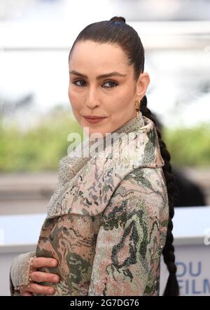 Cannes, France, 13 July 2021 Noomi Rapace at the photocall for Lamb, held at the Palais des Festival. Part of the 74th Cannes Film Festival. Credit: Doug Peters/EMPICS/Alamy Live News Stock Photo