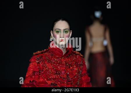 Roma - Models catwalk in Cinecittà Studios for AltaRoma 2021 Stock Photo