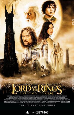 The Lord of the Rings: The Two Towers (2002) directed by Peter Jackson and starring Elijah Wood, Ian McKellen, Orlando Bloom and Sean Bean. The epic adaptation of J.R.R. Tolkien novels continues as the fellowship divides. Photograph of an original 2002 US one sheet poster ***EDITORIAL USE ONLY***. Credit: BFA / New Line Cinema Stock Photo