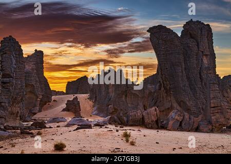 Sunset in Sahara Desert, Tassili N'Ajjer, Tin Tazarift area, Algeria Stock Photo