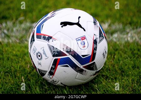 PUMA Official Match Ball EFL 21/22 Stock Photo