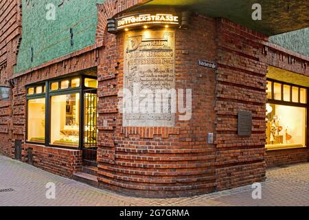 Paula-Becker-Modersohn-Haus, entrance to Boettcherstrasse in Bremen's old town , Germany, Bremen Stock Photo