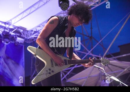 Bologna, Italia. 13th July, 2021. Andrea Appino durante The Zen Circus, Concerto in Bologna, Italia, 13 luglio 2021 Credit: Independent Photo Agency/Alamy Live News Stock Photo