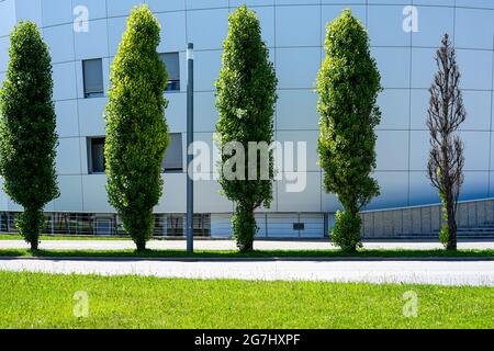 Faculty of Mechanical Engineering on the Garching campus of the Technical University of Munich in the north of Munich. It is one of the largest centre Stock Photo