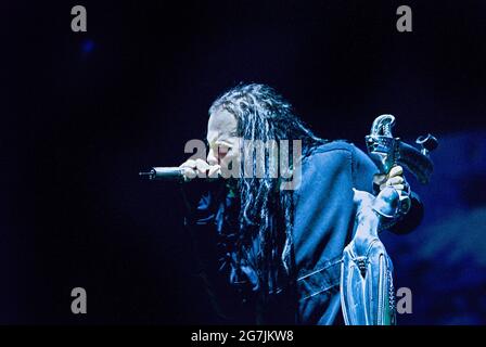 Korn performing at the Docklands Arena 6th September 2002, London, England, United Kingdom. Stock Photo