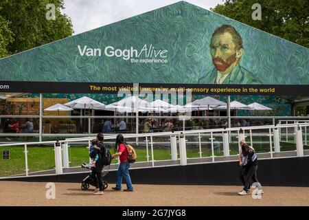 London. UK-07.11. 2021. The Van Gogh Alive exhibition, immersive show in Kensington Garden. Stock Photo