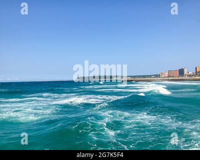 Atlantic Ocean flowing towards Durban during daylight Stock Photo