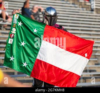 Dallas, Texas, USA. 14th July, 2021. Gold Cup fan showing his colors Credit: Hoss McBain/ZUMA Wire/Alamy Live News Stock Photo