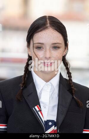 Cannes, France. 15th July 2021. Suzanna Son poses at the photoall of 'Red Rocket' during the 74th annual Cannes Film Festival at Palais des Festivals in Cannes, France, on 15 July 2021. Credit: dpa picture alliance/Alamy Live News Stock Photo