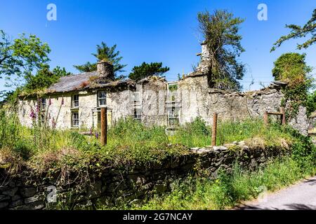 2021-06-27 Ireland County Cork, Schull, Colla Area. Derelict House with roof caved in. Landscapes from Colla Area. Stock Photo