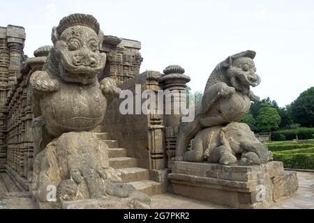 Statues of lions riding over elephants at sun temple, Konark, Orissa, India, Asia Stock Photo