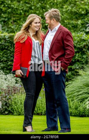 The Hague, Netherlands. 16th July, 2021. King Willem-Alexander, Princess Amalia during the summer photo session at Huis ten Bosch, Palace on July 16, 2021. Photo by Robin Utrecht/ABACAPRESS.COM Credit: Abaca Press/Alamy Live News Stock Photo