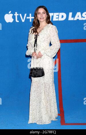 LOS ANGELES JUL 15 Sophia Bush at the Ted Lasso Season 2 Premiere