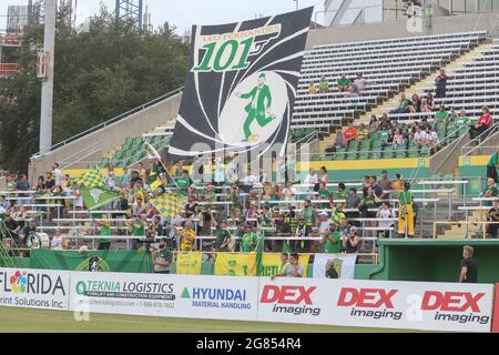 St. Petersburg, FL USA;  Tampa Bay Rowdies fans celebrate midfielder Leo Fernandes (11) 101 game with the team during a USL soccer game against the Ha Stock Photo