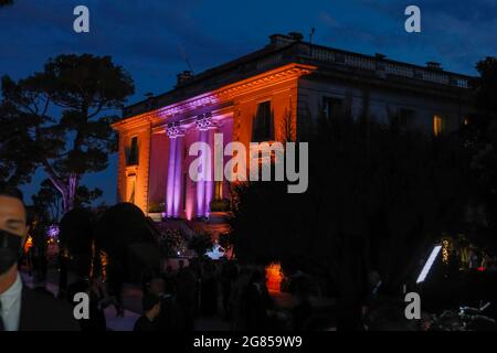 Cannes, France. 16th July, 2021. Villa Eilenroc seen during the amfAR Gala during the 74th Cannes Film Festival in Antibes, France, on 16 July 2021. Credit: dpa picture alliance/Alamy Live News