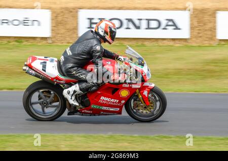 Ducati 996 motorcycle of Carl Fogarty on the hill climb at the Goodwood Festival of Speed 2013. World Superbike championship winner Stock Photo