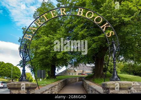 The arched entrance to Barter Books, a former railway station and one of the largest secondhand bookshops in Britain, in Alnwick, Northumberland, UK Stock Photo