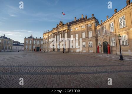 Amalienborg Palace - Frederick VIII's Palace, Crown Prince frederik official residence - Copenhagen, Denmark Stock Photo