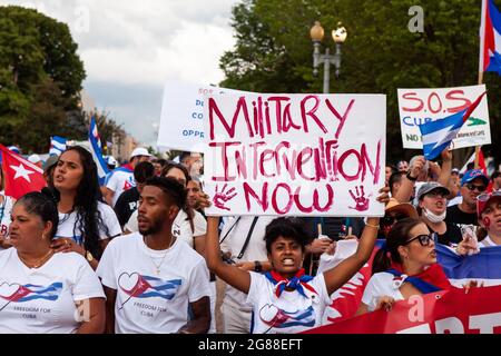 Washington, DC, USA, 17 July 2021.  Pictured: Thousands gather in front of the White House in solidarity with the Cuban people.  Protesters demanded US intervention to free Cuba.  Credit: Allison Bailey / Alamy Live News Stock Photo