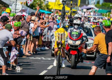 20th stage of the Tour de France: 30.8 km time trial between Libourne and Saint Emilion. July 17, 2021. Photo by Denis Prezat/Avenir Picture/ABACAPRESS.COM Stock Photo