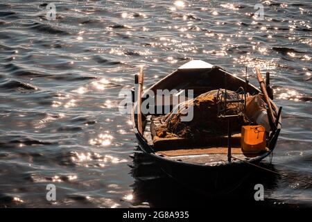 Morning Light with almost Sunlight, Orange Radius Spread Across