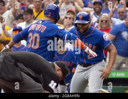 Dominic Smith, Mets agree to $2.55 million, 1-year contract