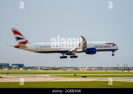 Chicago, IL, United States - July 18, 2021: British Airways Airbus A350-1041 (registration G-XWBB) landing at Chicago O'Hare International Airport. Stock Photo