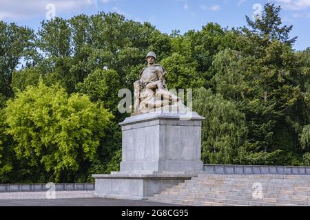 Sculptures on Soviet Military Cemetery with graves from WW2 in Mokotow district of Warsaw city, Poland Stock Photo