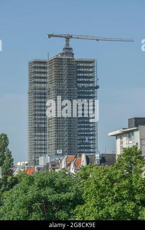 Baustelle Hochhaus Überlin, Steglitzer Kreisel, Schloßstraße, Steglitz, Berlin, Deutschland Stock Photo