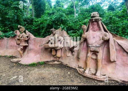 Voodoo scultpures in the Unesco site Osun-Osogbo Sacred Grove, Osun State, Nigeria Stock Photo