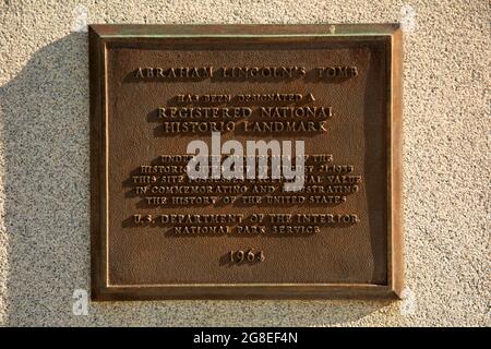 National Historic Landmark plaque, Lincoln Tomb State Historic Site, Springfield, Illinois Stock Photo