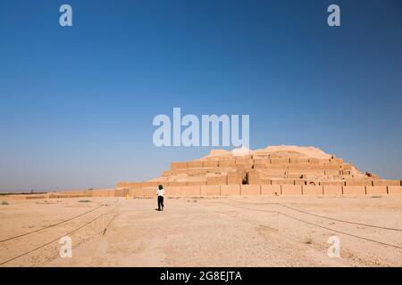 Chogha Zanbil Ziggrat(ziqqrat),massive stepped pyramid-like complex of the ancient Elamites, Khuzestan Province, Iran, Persia, Western Asia, Asia Stock Photo