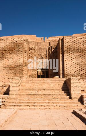 Chogha Zanbil Ziggrat(ziqqrat),massive stepped pyramid-like complex of the ancient Elamites, Khuzestan Province, Iran, Persia, Western Asia, Asia Stock Photo