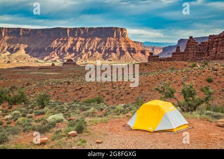 Campsite at Fisher Towers Recreation Site, view of Richardson Amphitheater and Dome Plateau over Professor Valley, early morning, Utah, USA Stock Photo